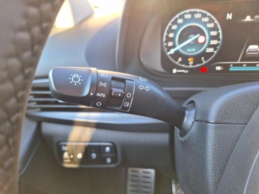 Hyundai Bayon Hyundai 1.0 T-GDI Premium | Achteruitrijcamera | Cruise control | Dodehoekdetectie met correctie ActivLease financial lease