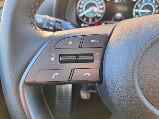 Hyundai Bayon Hyundai 1.0 T-GDI Premium | Achteruitrijcamera | Cruise control | Dodehoekdetectie met correctie ActivLease financial lease