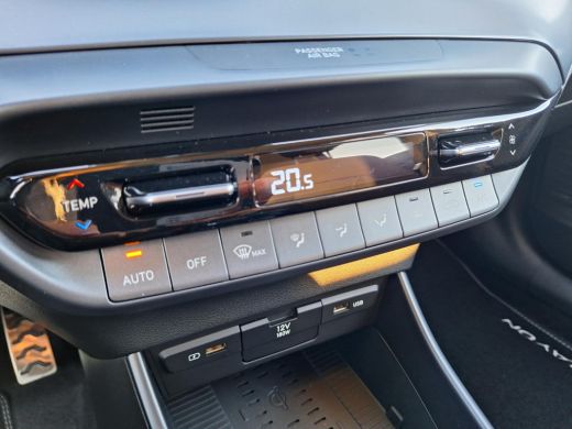Hyundai Bayon Hyundai 1.0 T-GDI Premium | Achteruitrijcamera | Cruise control | Dodehoekdetectie met correctie ActivLease financial lease