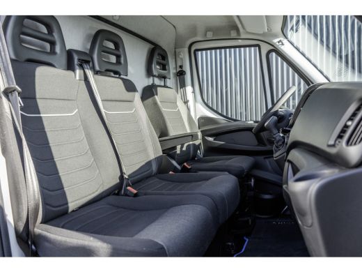 Iveco Daily 35S14 2.3 | Bakwagen met laadklep | Euro 6 | Automaat | Cruise | Airco | Camera ActivLease financial lease