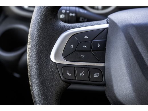 Iveco Daily 35S14 2.3 | Bakwagen met laadklep | Euro 6 | Automaat | Cruise | Airco | Camera ActivLease financial lease