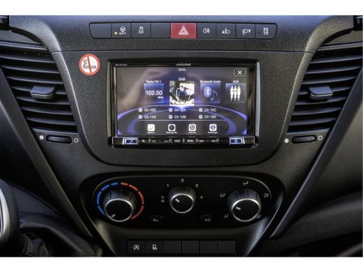Iveco Daily 35S14 2.3 | Bakwagen met laadklep | Euro 6 | Automaat | Cruise | Airco | Camera ActivLease financial lease