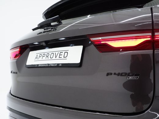 Jaguar F-Pace Jaguar P400e PHEV R-Dynamic S | Pano | Afneembare trekhaak | Black Pack | Adaptieve Cruise Control ActivLease financial lease