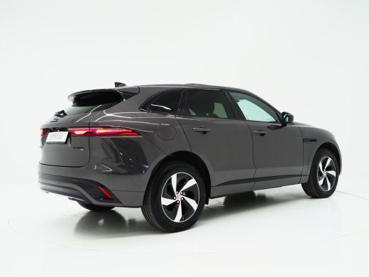 Jaguar F-Pace Jaguar P400e PHEV R-Dynamic S | Pano | Afneembare trekhaak | Black Pack | Adaptieve Cruise Control ActivLease financial lease