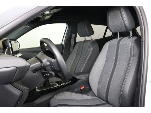 Peugeot 2008 1.2 PureTech 100 Allure | Apple Carplay/Android Auto|telefoonintegratie premium | Climate Control... ActivLease financial lease