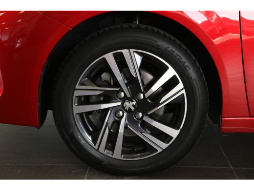 Peugeot 208 1.2 Allure 100pk Automaat | Navi | Camera | Cruise control | Climate control | DAB | Apple Carplay | ActivLease financial lease