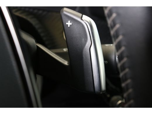 Peugeot 208 1.2 Allure 100pk Automaat | Navi | Camera | Cruise control | Climate control | DAB | Apple Carplay | ActivLease financial lease