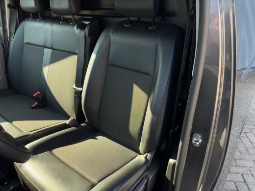 Peugeot Expert 2.0 BlueHDI 120 Standard Premium | Bluetooth telefoonvoorbereiding | DAB ontvanger | Mistlampen vóór ActivLease financial lease