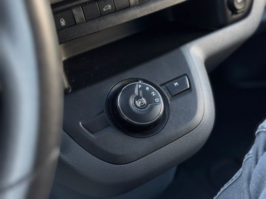 Peugeot Expert 2.0 BlueHDI 120 Standard Premium | Bluetooth telefoonvoorbereiding | DAB ontvanger | Mistlampen vóór ActivLease financial lease