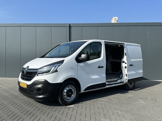 Renault Trafic 2.0 dCi 120 PK / L1H1 / 1e EIG. / 2x SCHUIFDEUR / LED KOPLAMPEN / TREKHAAK / AIRCO / CRUISE ActivLease financial lease