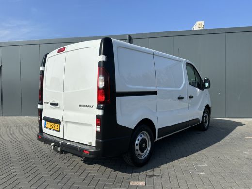 Renault Trafic 2.0 dCi 120 PK / L1H1 / 1e EIG. / 2x SCHUIFDEUR / LED KOPLAMPEN / TREKHAAK / AIRCO / CRUISE ActivLease financial lease
