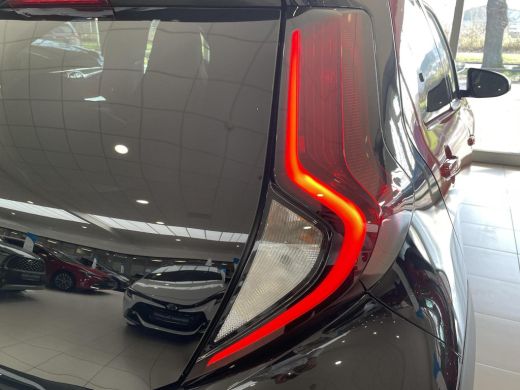 Toyota Aygo X 1.0 VVT-i MT Envy | Nieuw uit voorraad leverbaar | ActivLease financial lease