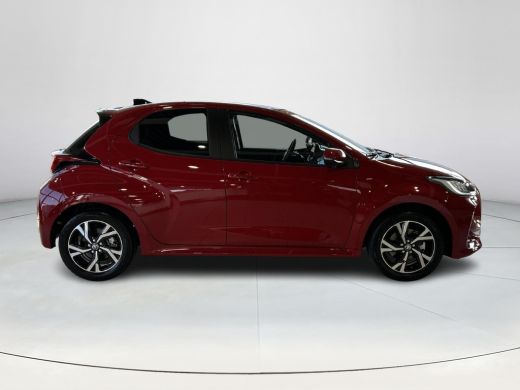 Toyota Yaris 1.5 Hybrid 115 Dynamic ActivLease financial lease