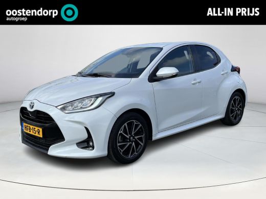 Toyota Yaris 1.5 Hybrid Dynamic | Carplay | Stoelverwarming | Licht metalen velgen | LED koplampen |