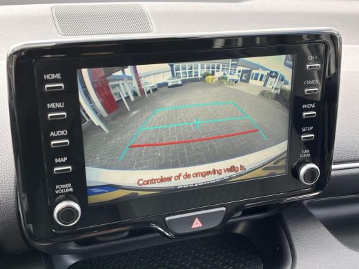 Toyota Yaris 1.5 Hybrid Dynamic | Carplay | Stoelverwarming | Licht metalen velgen | LED koplampen | ActivLease financial lease