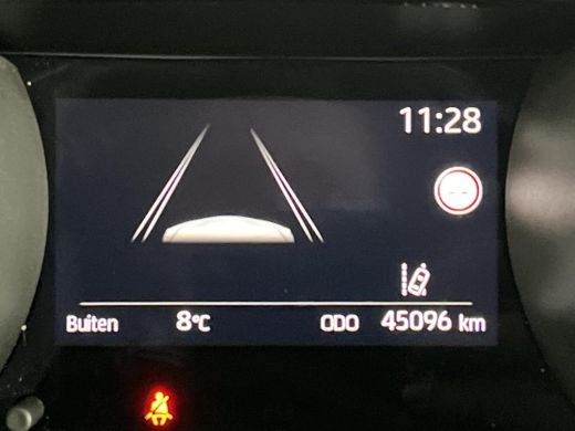 Toyota Yaris 1.5 Hybrid Dynamic | Carplay | Stoelverwarming | Licht metalen velgen | LED koplampen | ActivLease financial lease