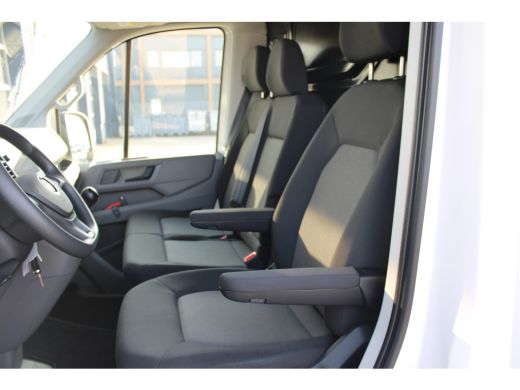 Volkswagen Crafter 35 2.0 TDI L3H3 Comfortline EURO VI 140 PK | 2 zitplaatsen rechtsvoor | Achteruitrijcamera | Arms... ActivLease financial lease