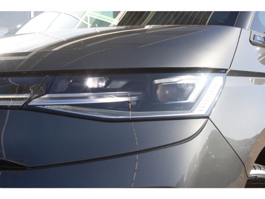 Volkswagen Multivan eHybrid | Bulli | 4Motion | L2 | 245 PK | Alcantara | Panoramadak | Trekhaak | Camera ActivLease financial lease