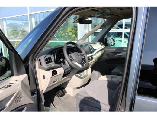 Volkswagen Multivan eHybrid | Bulli | 4Motion | L2 | 245 PK | Alcantara | Panoramadak | Trekhaak | Camera ActivLease financial lease