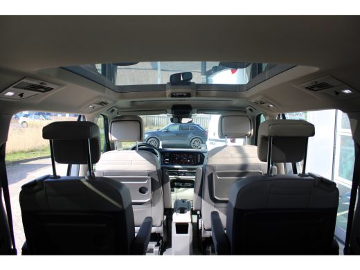 Volkswagen Multivan eHybrid | Bulli | 4Motion | L2 | 245 PK | Alcantara | Panoramadak | Trekhaak | Camera ActivLease financial lease
