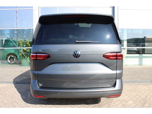 Volkswagen Multivan eHybrid | Bulli | 4Motion | L2 | 245 PK | Alcantara | Panoramadak | Trekhaak | Camera ActivLease financial lease