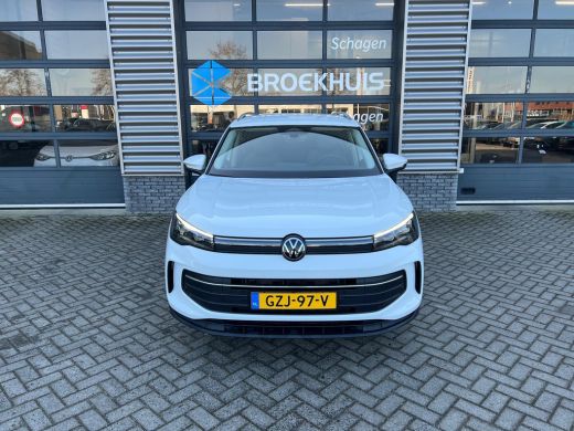 Volkswagen Tiguan 1.5 eTSI 150 pk Life Edition 7-DSG |Trekhaak | 18 Inch LMV | Comfortpakket | ActivLease financial lease
