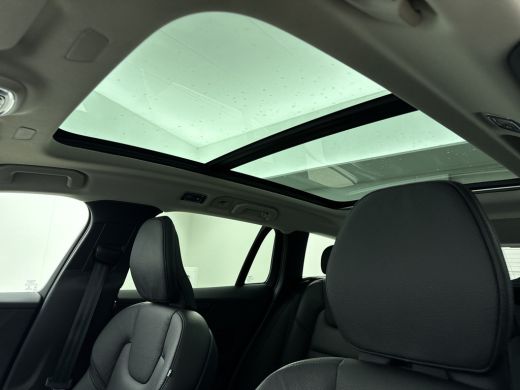 Volvo  V60 B3 Inscription | Panoramadak | Head-up | 360 Camera | Harman Kardon | Adaptieve cruise | BLIS | E... ActivLease financial lease