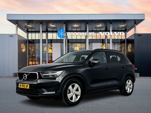 Volvo  XC40 T2 A/T Momentum Core | 17" | Stoelverwarming |