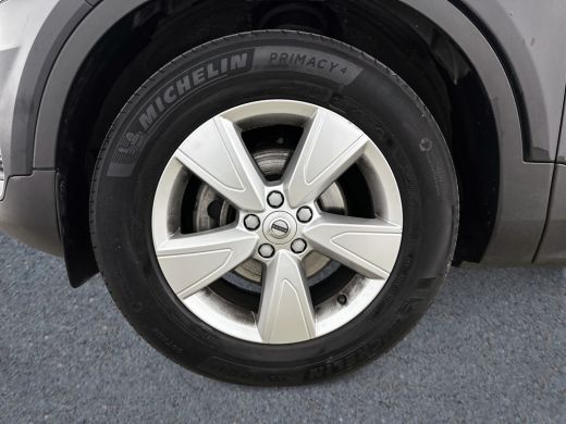 Volvo  XC40 T2 A/T Momentum Core | 17" | Stoelverwarming | ActivLease financial lease