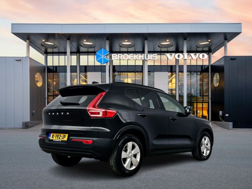 Volvo  XC40 T2 A/T Momentum Core | 17" | Stoelverwarming | ActivLease financial lease