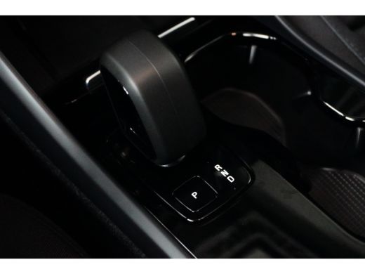 Volvo  XC40 Volvo Recharge Core 70 kWh | Climate-Pack: Warmtepomp | Stuur/stoelverwarming | Camera | Getint g... ActivLease financial lease