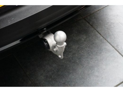 Volvo  XC40 Volvo Recharge Core 70 kWh | Climate-Pack: Warmtepomp | Stuur/stoelverwarming | Camera | Getint g... ActivLease financial lease