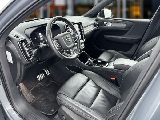 Volvo  XC40 Recharge P8 AWD R-Design | 20" | Panoramadak | 360 Camera | Harman Kardon | Elektr. verst. stoele... ActivLease financial lease