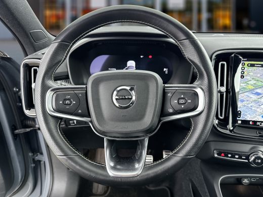 Volvo  XC40 Recharge P8 AWD R-Design | 20" | Panoramadak | 360 Camera | Harman Kardon | Elektr. verst. stoele... ActivLease financial lease