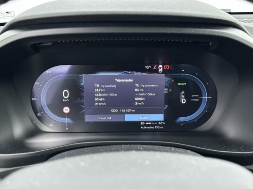 Volvo  XC40 Recharge P8 AWD R-Design | 20" | Panoramadak | 360 Camera | Harman Kardon | Elektr. verst. stoele... ActivLease financial lease