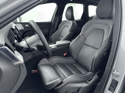 Volvo  XC60 T8 Recharge Ultimate Bright | 21" | Luchtvering | B&W | 360 Camera | Gelaagd glas | Trekhaak | Pa... ActivLease financial lease