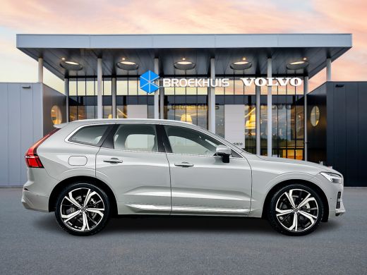 Volvo  XC60 T8 Recharge Ultimate Bright | 21" | Luchtvering | B&W | 360 Camera | Gelaagd glas | Trekhaak | Pa... ActivLease financial lease