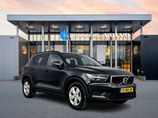 Volvo  XC40 T2 A/T Momentum Core | 17" | Stoelverwarming |