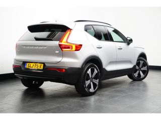 Volvo  XC40 Volvo Recharge Core 70 kWh | Climate-Pack: Warmtepomp | Stuur/stoelverwarming | Camera | Getint g...
