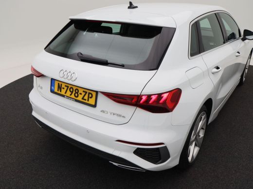Audi A3 Sportback 40 TFSi e 204 Pk Automaat S-Line | Full LED | 18 Inch | Adaptive Cruise | App Connect |... ActivLease financial lease