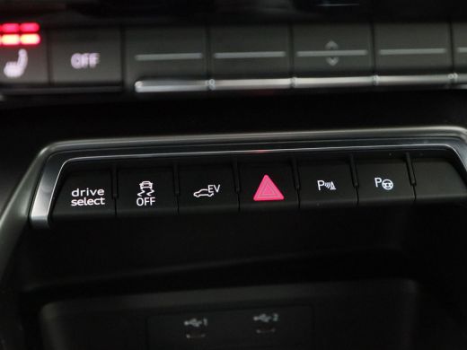 Audi A3 Sportback 40 TFSi e 204 Pk Automaat S-Line | Full LED | 18 Inch | Adaptive Cruise | App Connect |... ActivLease financial lease