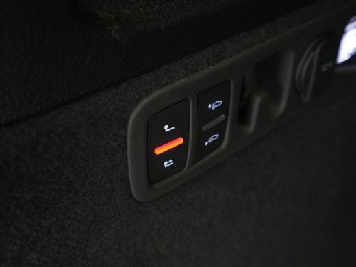 Audi Q7 55 TFSI e quattro Pro Line S Luchtvering Leer Trekhaak Navigatie Carplay ActivLease financial lease