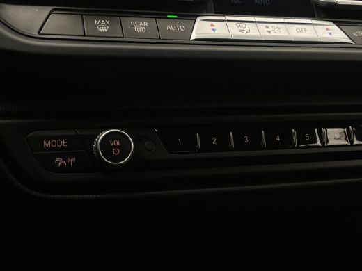 BMW 1-serie BMW 118i Executive Edition | Apple Carplay/Android Auto|telefoonintegratie premium | Bandenspanni... ActivLease financial lease
