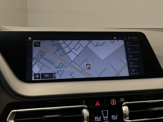 BMW 1-serie BMW 118i Executive Edition | Apple Carplay/Android Auto|telefoonintegratie premium | Bandenspanni... ActivLease financial lease