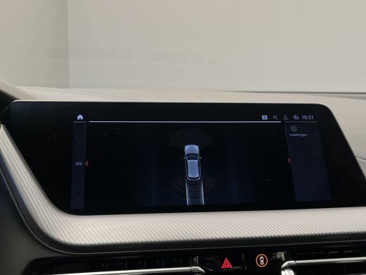 BMW 1-serie BMW 118i Executive Edition | Apple Carplay/Android Auto|telefoonintegratie premium | Bandenspanni... ActivLease financial lease