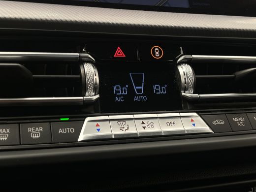 BMW 1-serie BMW 118i Executive Edition | Apple Carplay/Android Auto|telefoonintegratie premium | Bandenspanni... ActivLease financial lease