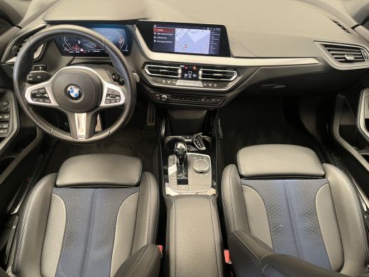 BMW 1-serie BMW 118i Executive Edition | Apple Carplay/Android Auto|telefoonintegratie premium | Bandenspanni... ActivLease financial lease