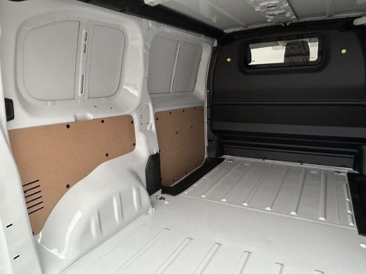 Citroën Jumpy Citroen 2.0 BlueHDI 145 L2 € 4.240,- Voorraad Voordeel | Surround Nav Pakket | Comfortwand | Dode... ActivLease financial lease