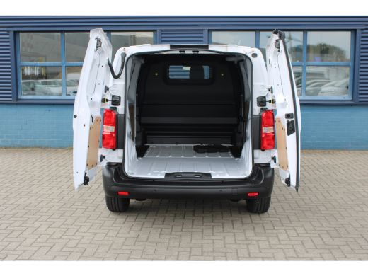 Citroën Jumpy 2.0 BlueHDI 145 L2 € 4.240,- Voorraad Voordeel |Surround Nav Pakket | Dodehoek detectie | Comfort... ActivLease financial lease
