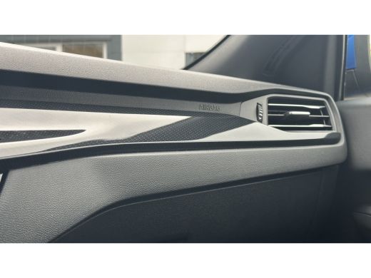 Ford Focus Ford 1.0 EcoBoost Hybrid ST Line X| Stuurwiel verwarmd | Verwarmde voorruit | Voorstoelen verwarm... ActivLease financial lease